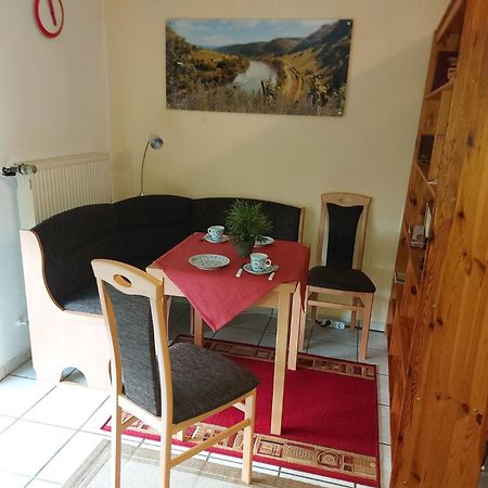 Ferienwohnung „Schwalbennest“ Reil/Mosel Ngoại thất bức ảnh